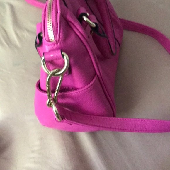 Hand bag - Picture 2 of 3